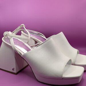 Circus by Sam Edelman Miranda Platform Sandals White